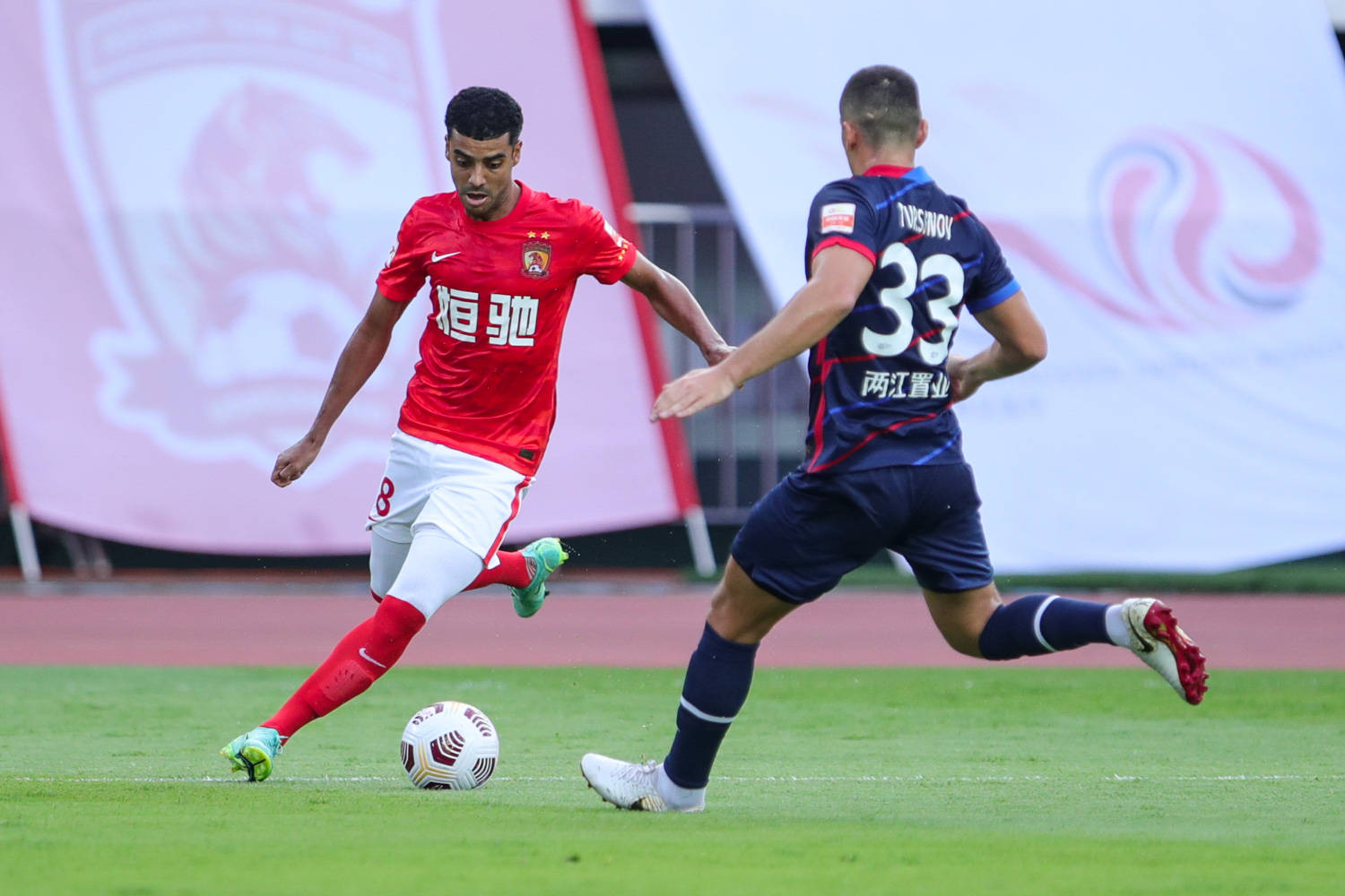 关于AC米兰集结日门线救险,志在CBA常规赛名次提升,态度坚定,赛程密集仍需轮换的信息 关于AC米兰集结日门线救险,志在CBA常规赛名次提升,态度坚定,赛程密集仍需轮换的信息