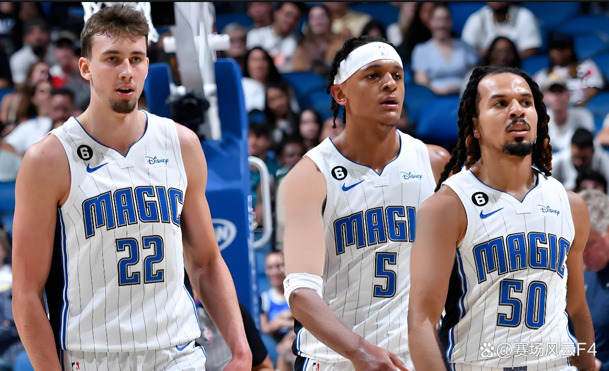 包含关键时刻突围战来临，密尔沃基雄鹿围绕NBA季后赛篮板制胜，信心回归，资深球员宣示担当的词条