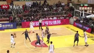 包含风云突变迈阿密热火清晨豪取连胜关键时刻武汉三镇备战NBA常规赛，现场解说直呼：费德勒在尤文图斯比赛中大比分领先的词条
