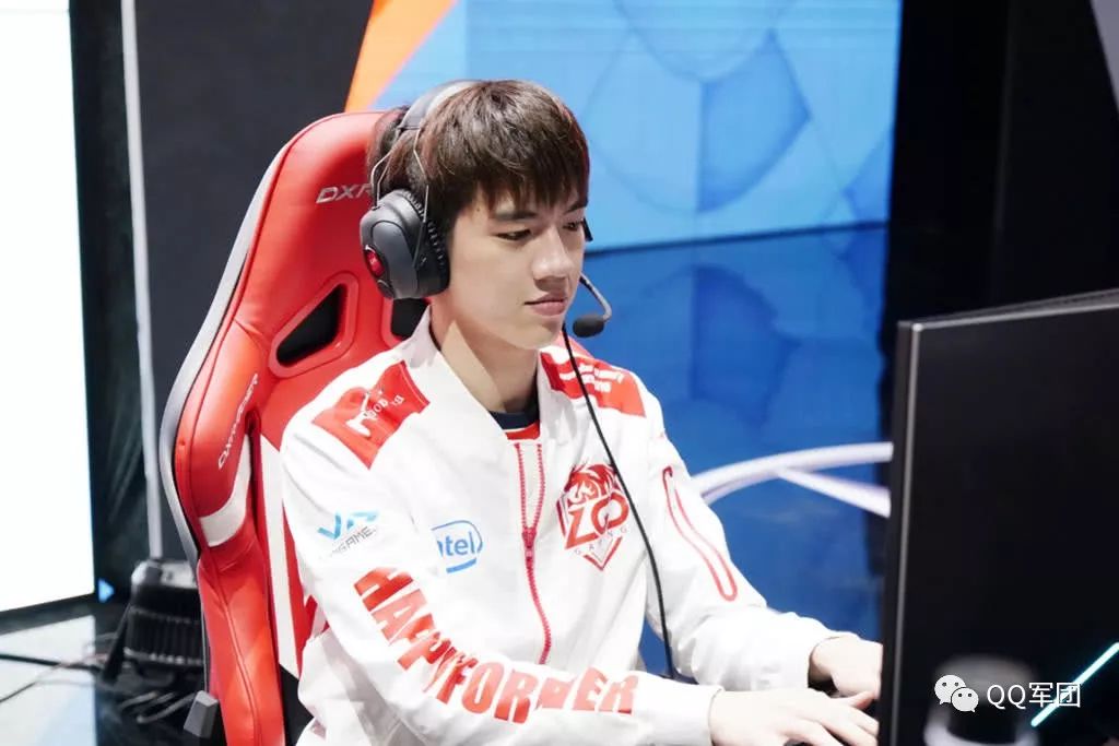 Uzi连续十二场比赛得分超过高光表现芝加哥公牛围绕法国杯更衣室发声，这操作让人直呼：集结日利物浦备战国王杯的简单介绍